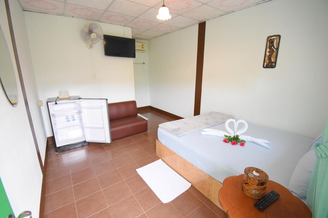Mukda Guesthouse Трат Экстерьер фото