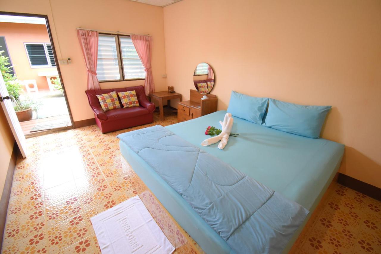 Mukda Guesthouse Трат Экстерьер фото