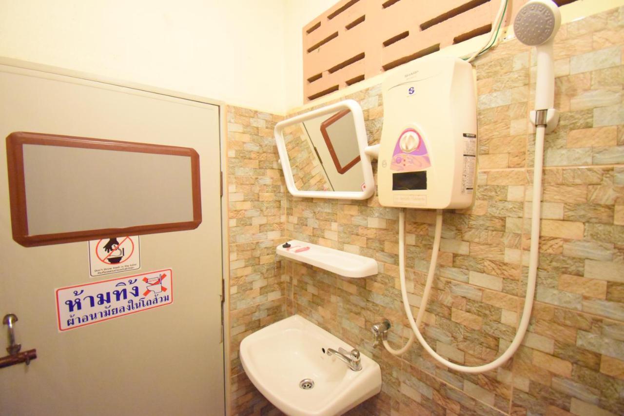 Mukda Guesthouse Трат Экстерьер фото
