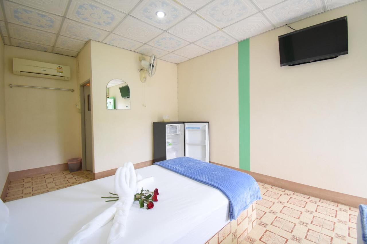 Mukda Guesthouse Трат Экстерьер фото