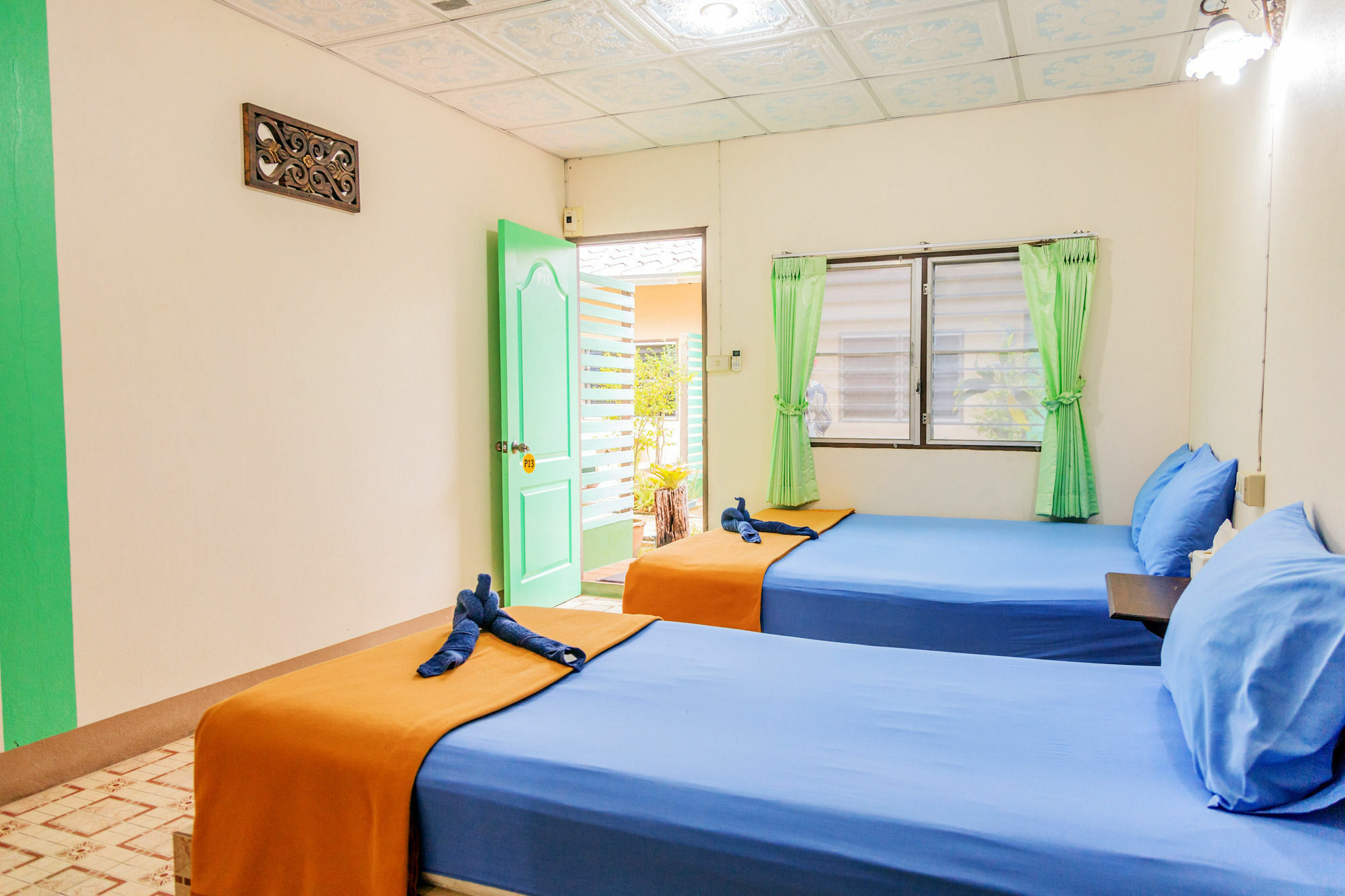 Mukda Guesthouse Трат Экстерьер фото
