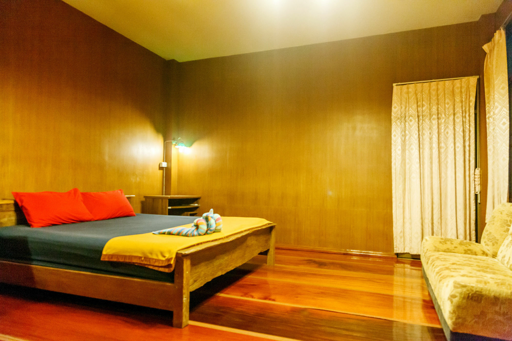 Mukda Guesthouse Трат Экстерьер фото